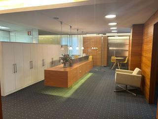 Rent Office space in Lovaina. Oficina en alquiler en avenida, 6 dormitorios.