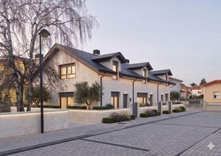 Xalet  Calle tanos 291. Chalet adosado en tanos  torrelavega.