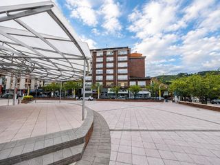 Appartement  Calle adolfo suárez 1. Oportunidad en pleno centro de los corrales de buelna!