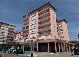 Pis  Calle trabajadores de authi. Espacio, luz natural y confort piso céntrico de 3 habitaciones c