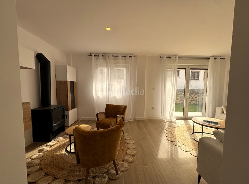 Foto 0c7dc961-9376-4d77-b0f4-99a71008b7f5. Casa aparellada 203m<sup>2</sup> a Molledo