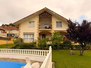 Xalet  Solarana 1. Exclusivo chalet independiente en puente arce