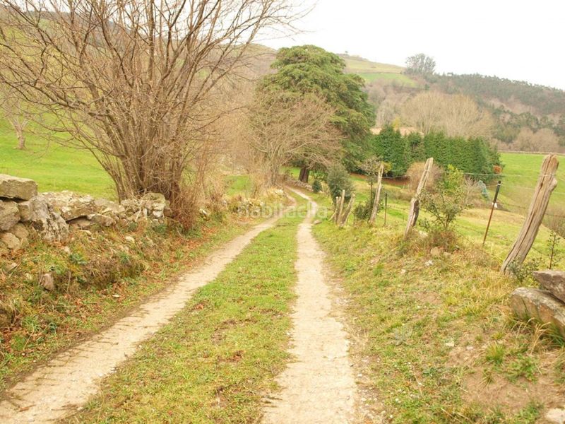 Foto a146202a-09f0-434a-ae70-318c349edd71. Finca rústica a Puente Viesgo
