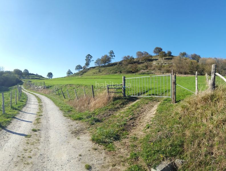 Foto a502c9aa-6ffb-44bb-b8fb-9c105315d7b8. Finca rústica a silió - la mata s/n a Molledo
