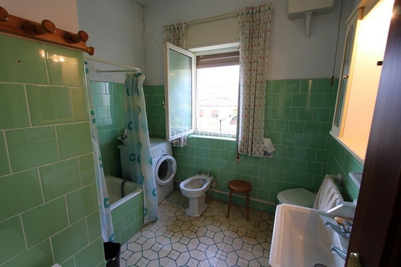 Foto 438132b8-da54-40d9-b96c-2523797b7848. Casa a los corrales de buelna - calle mies de la hoya 19 a Corrales de Buelna (Los)