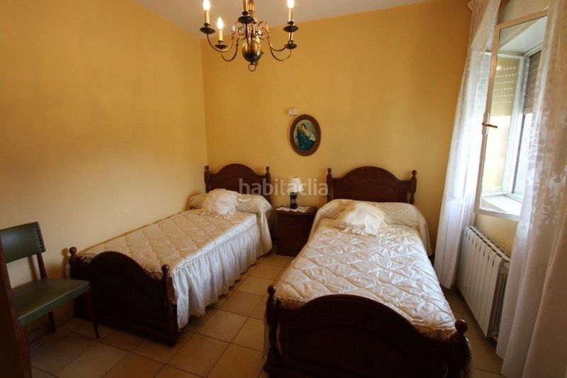 Foto d14c3452-67c6-4f24-9cb0-87d71fbd0059. Casa a los corrales de buelna - calle mies de la hoya 19 a Corrales de Buelna (Los)