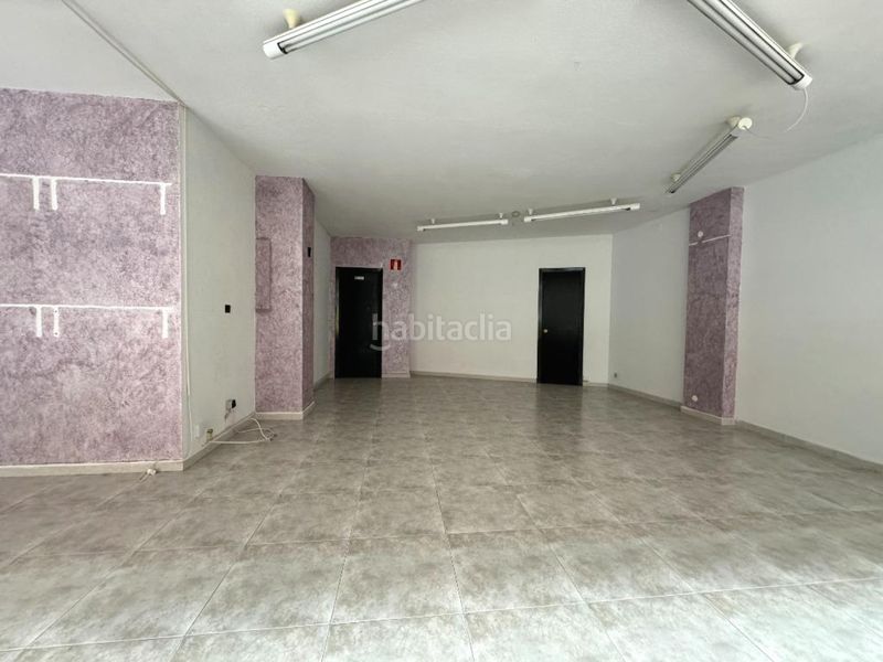 Foto b53fa7f1-ce6b-4bca-a5a4-31fc50299807. Lloguer local comercial a los corrales de buelna - calle la paz a Corrales de Buelna (Los)