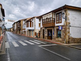 Business premise in Molledo - calle molledo-g lomas 39. Céntrico local comercial en molledo  cantabria.