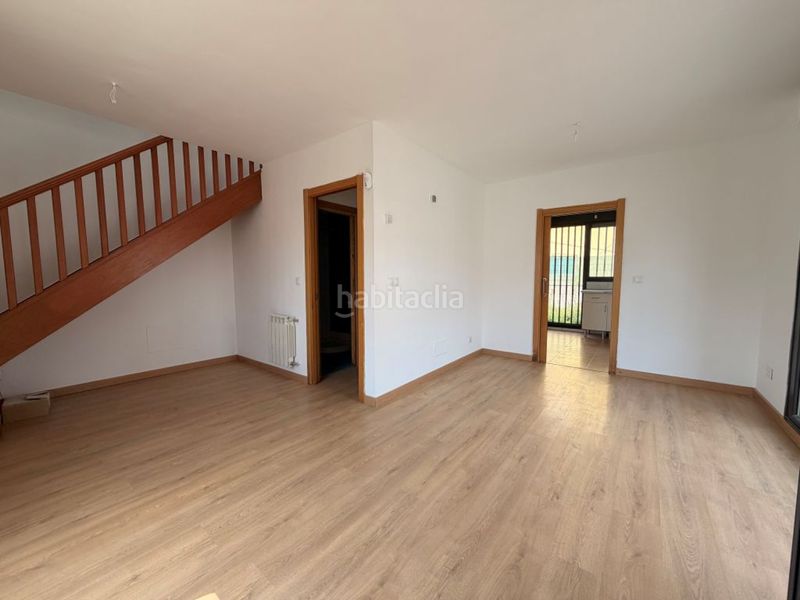 Foto 422b3b08-994e-4d74-9839-723110e544a1. Casa amb calefacció aparcament a Tanos Torrelavega