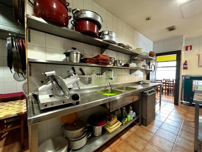 Foto 48cafa4b-1db2-4604-b138-bad33a8789cb. Local comercial a menendez pelayo 6 a Corrales de Buelna (Los)