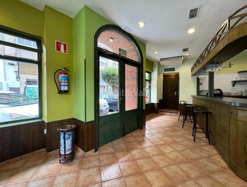 Foto 5b6121f2-ad83-4a03-9bee-abacd4aa5e70. Local comercial a menendez pelayo 6 a Corrales de Buelna (Los)