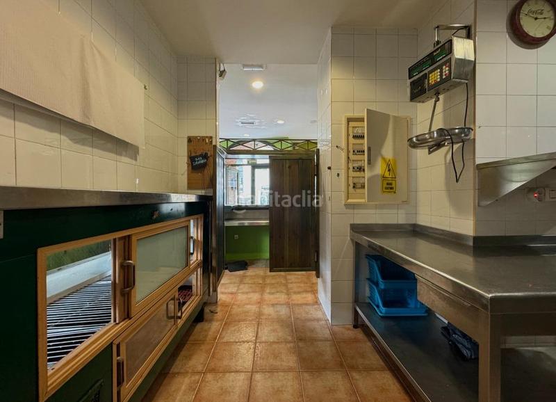 Foto adb2ec5f-6c99-41bd-b62d-4e25194e518d. Local comercial a menendez pelayo 6 a Corrales de Buelna (Los)