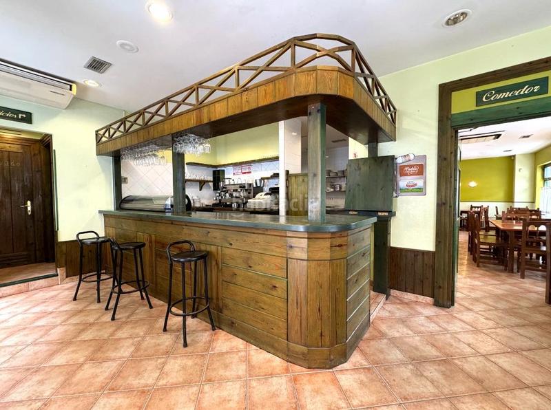 Foto b2f08517-0da6-4df3-bbaf-5176e87217b2. Local comercial a menendez pelayo 6 a Corrales de Buelna (Los)