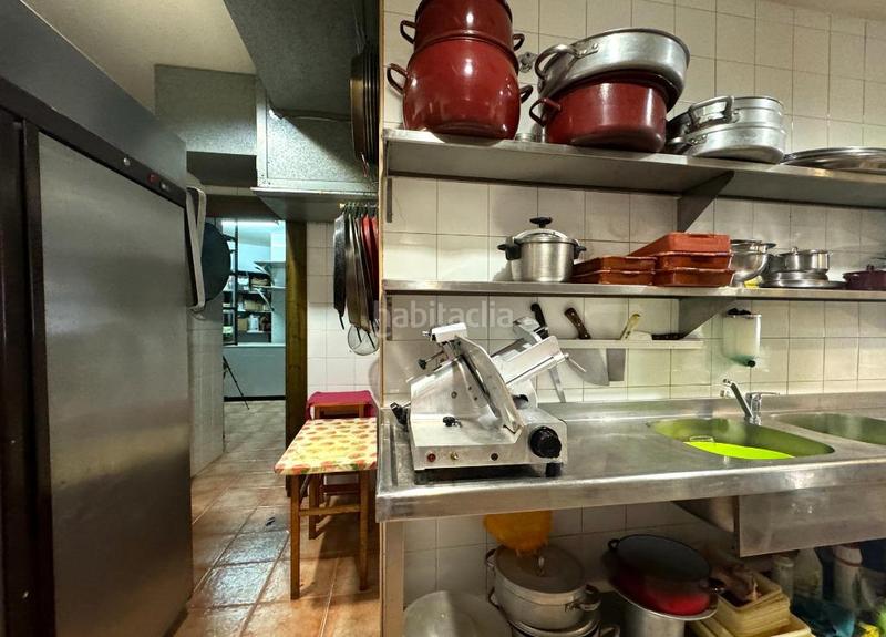 Foto d1046f62-f6c3-4367-b530-37604107cf50. Local comercial a menendez pelayo 6 a Corrales de Buelna (Los)