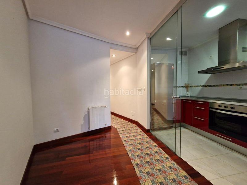 Foto 0a85a88e-0484-43c8-90a9-dc940c9ddc26. Alquiler piso en avenida palencia 7 apartamento . en Torrelavega