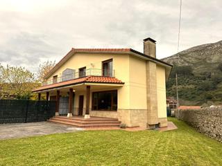 Xalet a Sovilla 68. Chalet adosado de 4 habitaciones con jardín en sovilla, san feli