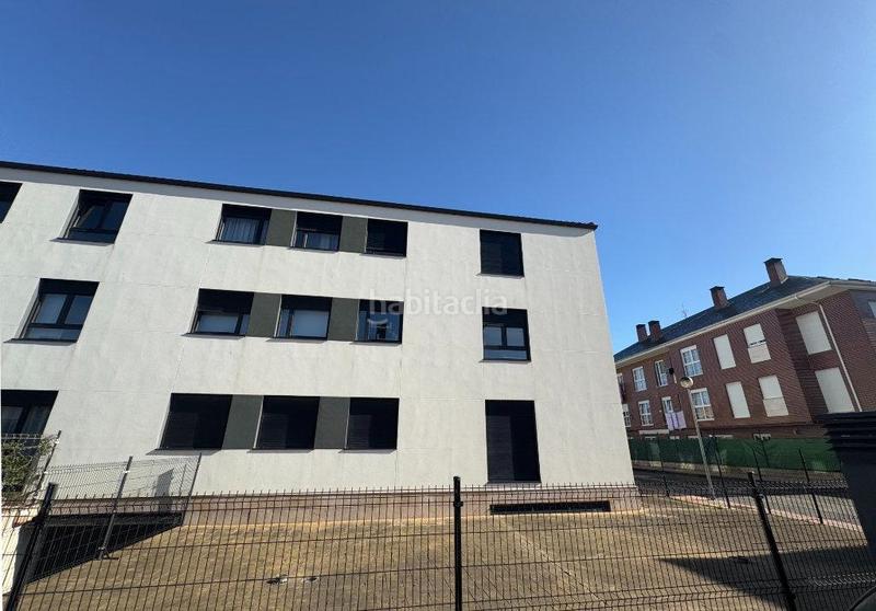 Foto ad7b249c-09d5-4975-9856-8dd126a07552. Pis a jose maria pereda 46 a Corrales de Buelna (Los)