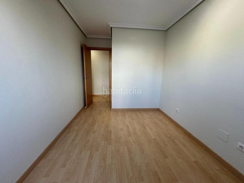 Foto b236f575-0bf6-4f00-ac75-551107733a6a. Pis a jose maria pereda 46 a Corrales de Buelna (Los)