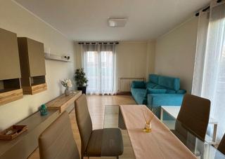 Appartement en Jose maria pereda 46. Bajo con jardn en los corrales de buelna. diseo moderno, luz n