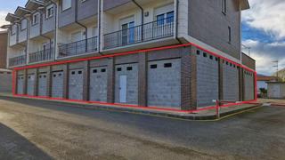 Local commercial à Barrio rivero 22. Céntrico local en san felices de buelna  cantabria.