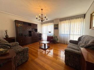 Piso en Calle felisa campuzano 8. Piso de 4 dormitorios en el centro de los corrales de buelna.