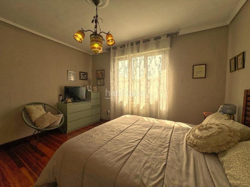 Foto 2fc5b7ac-8b2e-4161-b7b9-bff8fd90a061. Casa in calle virgen del mar 4 in Corrales de Buelna (Los)