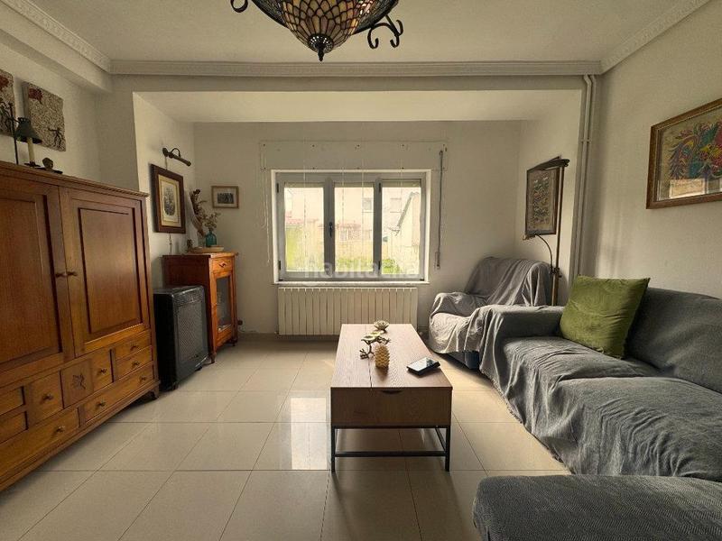 Foto 54fa132f-8355-4df5-9d95-aafaa54a48d7. Casa in calle virgen del mar 4 in Corrales de Buelna (Los)