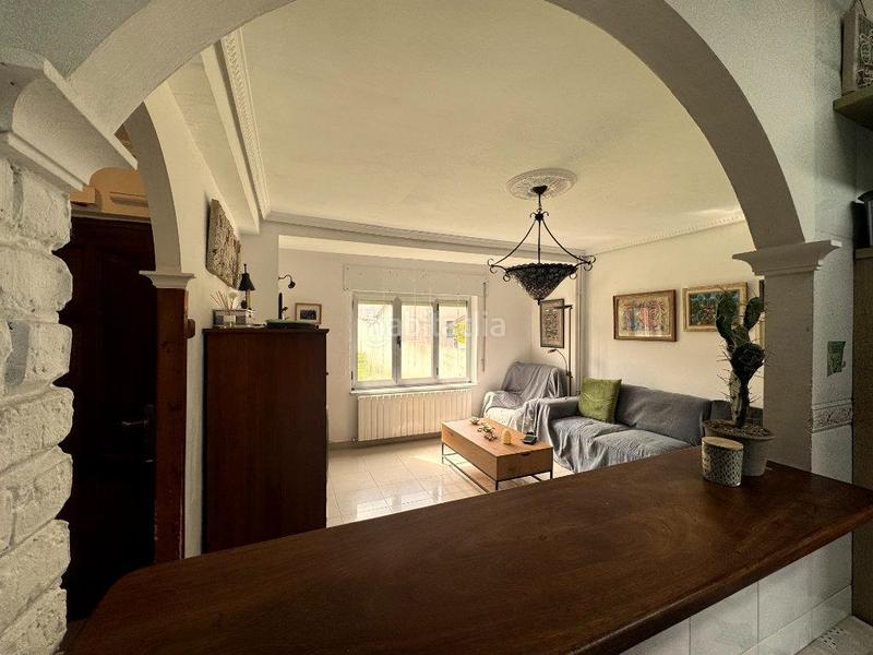 Foto 9b8a9820-56c4-45b5-becd-f695513b25f9. Casa in calle virgen del mar 4 in Corrales de Buelna (Los)