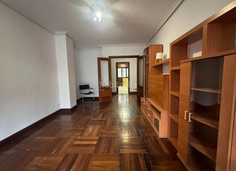 Foto 75f9c6f2-38a8-45a4-94da-762156514f88. Appartamento in calle julian ceballos 15 in Centro Torrelavega
