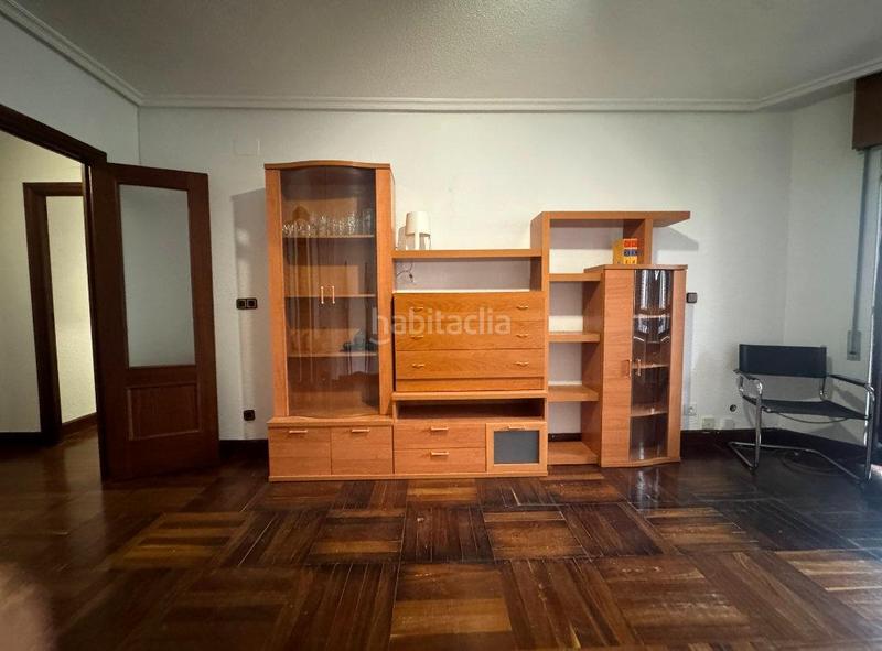 Foto aafb2f6e-4be7-441e-a6e2-cc2c4840b320. Appartamento in calle julian ceballos 15 in Centro Torrelavega