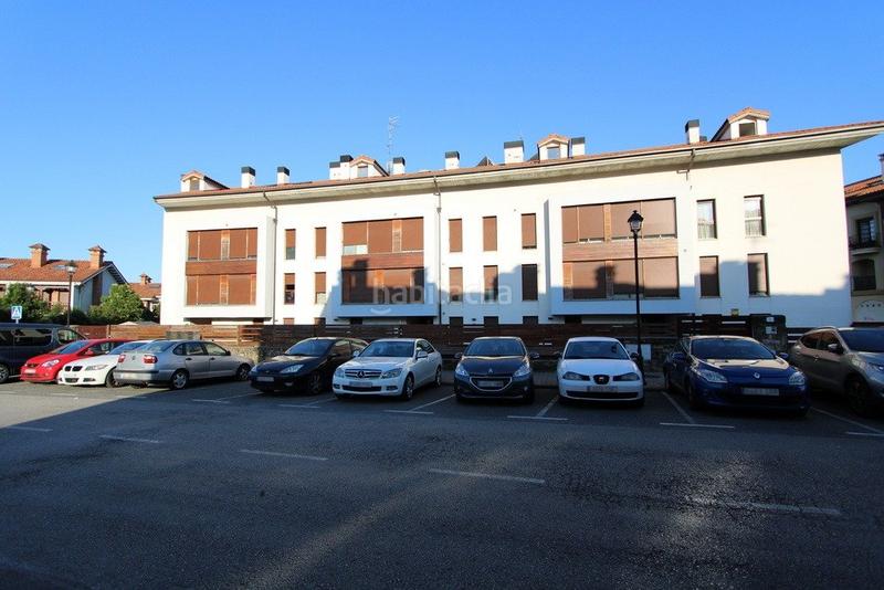 Foto 01f7f0a1-a3d3-4dee-a9d7-0074b5186614. Alquiler piso en calle Cartes-la serna 4 piso en la serna , con garaje, trastero y plaza privada de parking. en Cartes