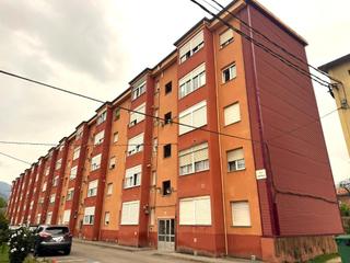 Appartement  Castilla 5. Piso con garaje en los corrales de buelna.
