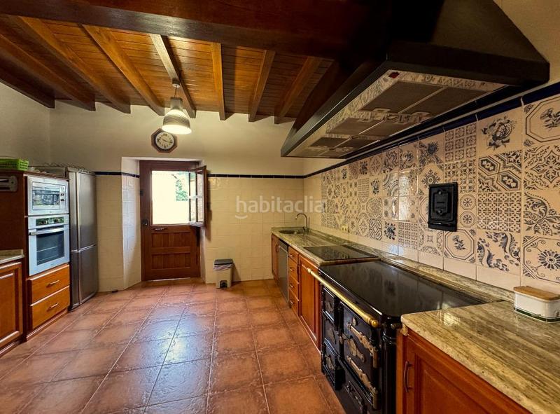 Foto 23c6637b-0330-4a0a-a164-bcd5ab34c095. Casa casona montañesa cantabria. en Molledo