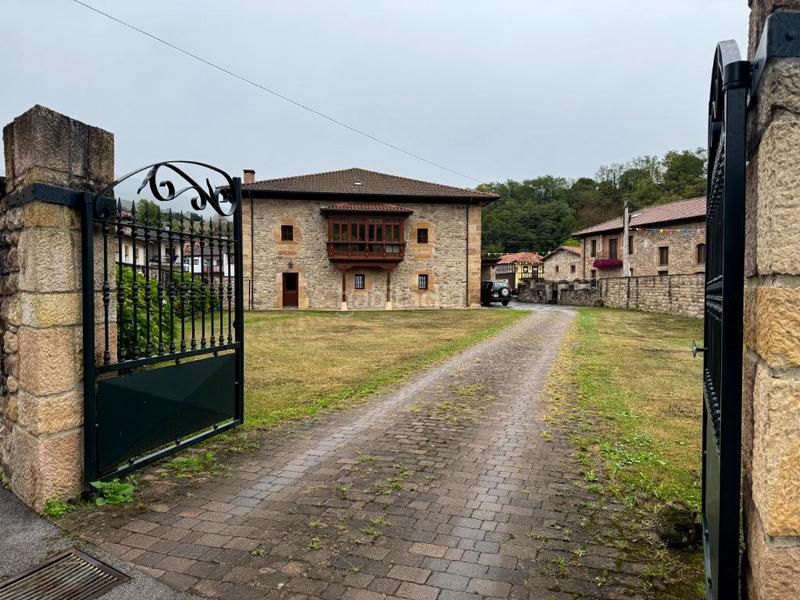 Foto 5e74ab5b-78e3-4315-9591-96c09000376c. Casa casona montañesa cantabria. en Molledo