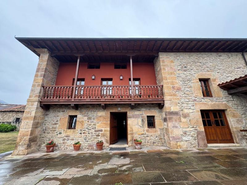 Foto 9eb90b52-1226-4367-974e-b707d51bb01d. Casa casona montañesa cantabria. en Molledo