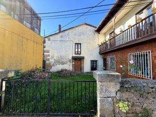 Haus  Monte brazo 8. Casa de piedra para reformar en el centro de los corrales de bue