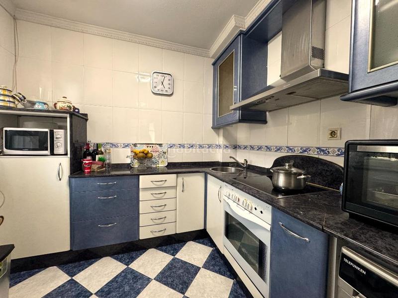 Foto 8aba972e-1ee9-4329-ac6c-b7e407deabd6. Casa amb calefacció aparcament a San Felices de Buelna