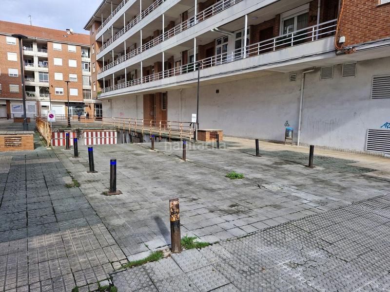 Foto 9992dcc9-2bab-48b1-a3ca-bd0a907f8f21. Affitto posto auto in avda. españa 6 in Cortes-Huertas Madrid