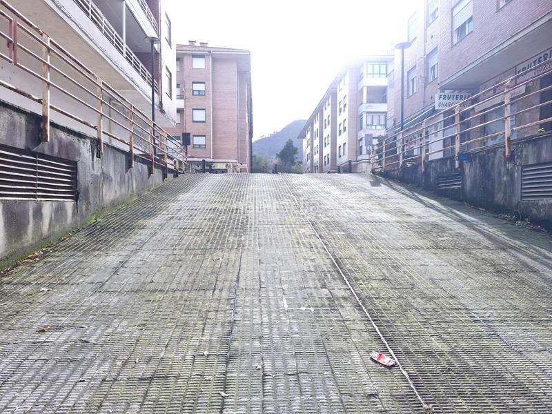 Foto 26f3540b-e4af-49ad-b48f-60b172231cf0. Location parking voiture dans avda. españa 6 dans Cortes-Huertas Madrid