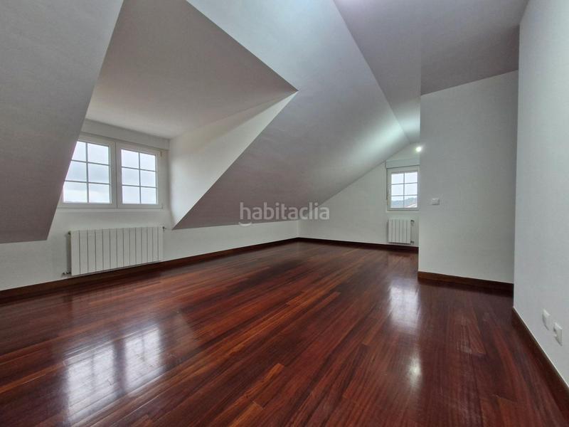 Foto c2eee50c-5480-40b1-b28d-64929584e374. Alquiler piso en barrio de solarana 1 puente Arce dúplex exclusivo con vistas, garaje y piscina. en Piélagos