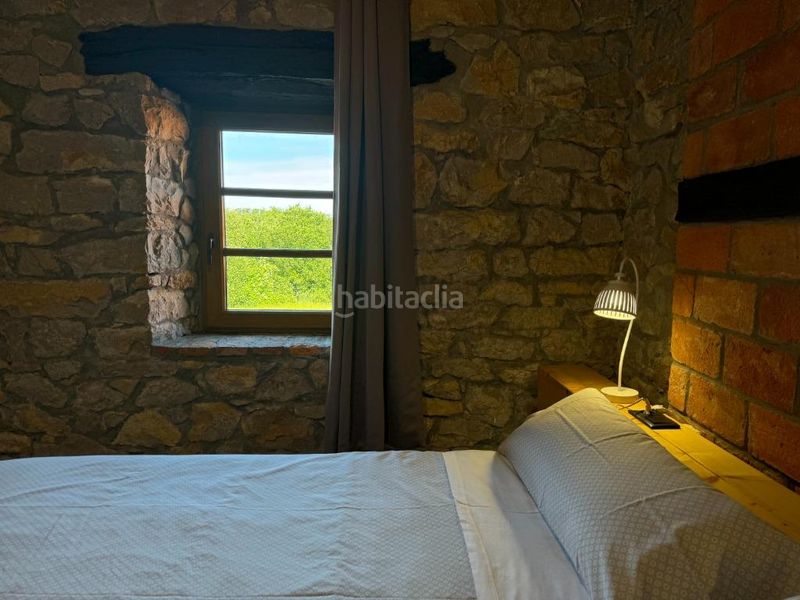 Foto dff480c8-9ddb-4a58-be6e-b564e7667108. Terreny residencial a calle mayor 28 a Suances