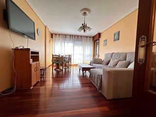Rent Flat  Bajada del caleruco. Piso luminoso para temporada cercano a la facultad de medicina.