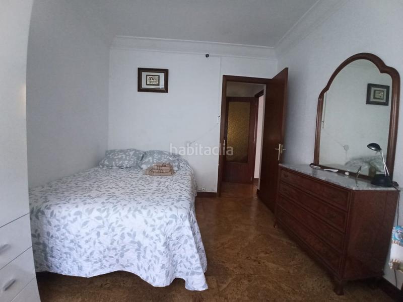 Foto dfa6bc0a-b399-47a5-9c54-7f8bf4d21874. Alquiler piso alquiler con parking comunitario en Santander