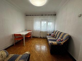 Location Appartement  Calle galicia. Alquiler en santander con parking comunitario