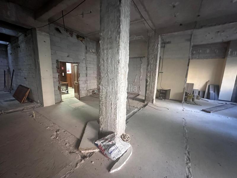 Foto c54dfa9d-caf5-4b88-a336-0657b897a306. Alquiler oficina  , amplia, exterior y visible a los clientes en Santander