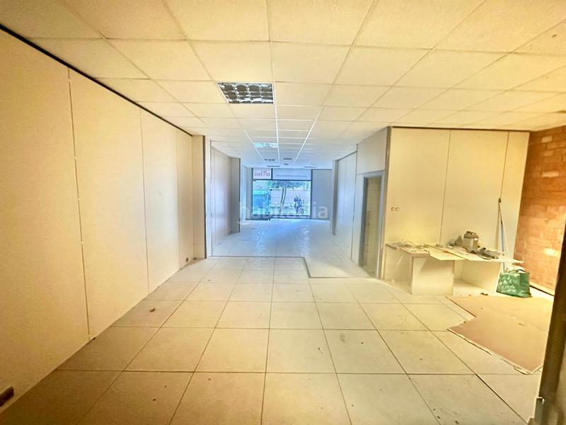 Foto 2276b9e7-8424-4833-a555-cc6d7322de16. Alquiler local comercial se alquila amplio local en el centro en Santander