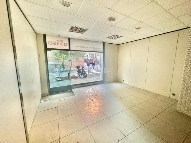 Foto 3816032e-7e5f-47de-9a90-71642ef834e0. Alquiler local comercial se alquila amplio local en el centro en Santander