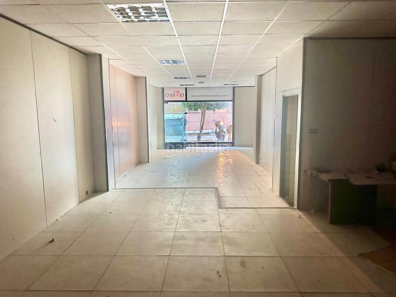 Foto f7c762b8-442f-4790-aae5-88907ceaedb0. Alquiler local comercial se alquila amplio local en el centro en Santander