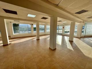 Local Comercial en Maliaño