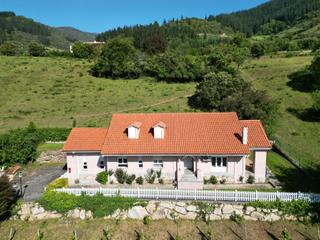 Xalet a Cillorigo de Liébana. Maravillosa casa en venta a un paso de potes y el corazón de los